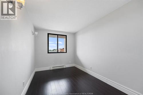 150 Park Unit# 613, Windsor, ON - Indoor Photo Showing Bathroom