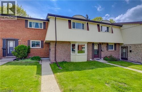 160 JANSEN Avenue Unit# 32  Kitchener, ON N2A 2L7