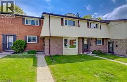 160 JANSEN Avenue Unit# 32  Kitchener, ON N2A 2L7