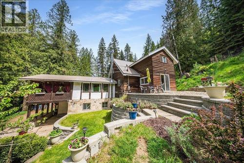 2280 Old Salmo Road  Fruitvale, BC V0G 1L1