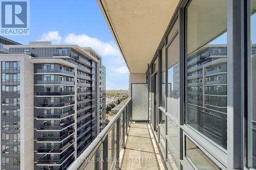 1206 - 75 North Park Road, Vaughan, ON - Outdoor