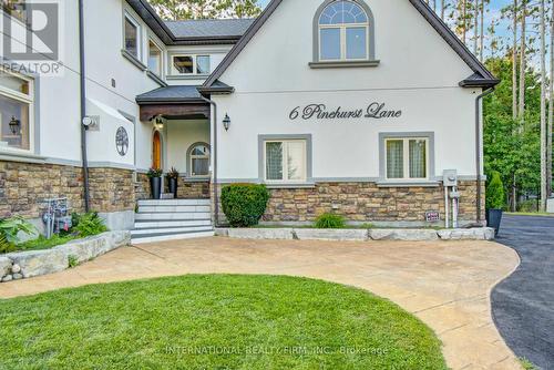 6 Pinehurst Lane, Springwater, ON - Outdoor