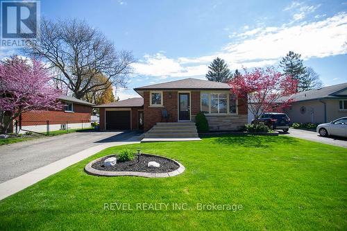 59 WILTSHIRE DRIVE  Brantford, ON N3R 5B1