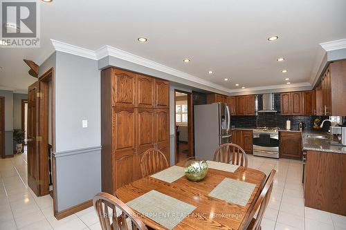 36 Tommar Place, Hamilton, ON - Indoor Photo Showing Dining Room