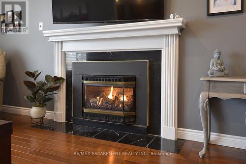 36 Tommar Place, Hamilton, ON - Indoor Photo Showing Living Room With Fireplace