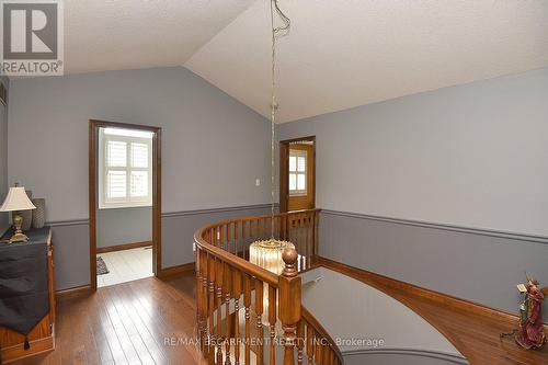 36 Tommar Place, Hamilton, ON - Indoor Photo Showing Other Room
