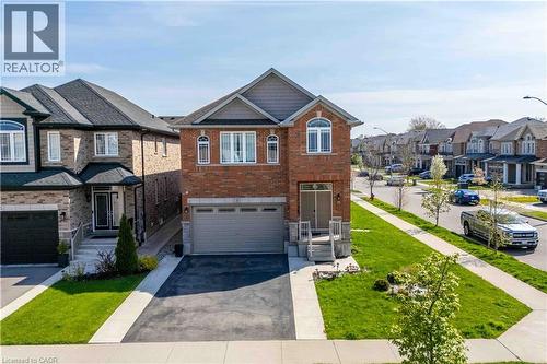 3 NARBONNE Crescent  Stoney Creek, ON L8J 1P0