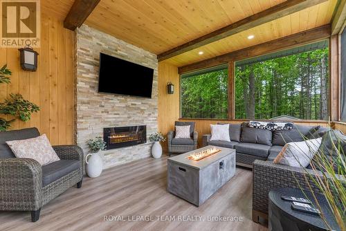 108 Royal Troon Lane, Ottawa, ON -  Photo Showing Living Room With Fireplace
