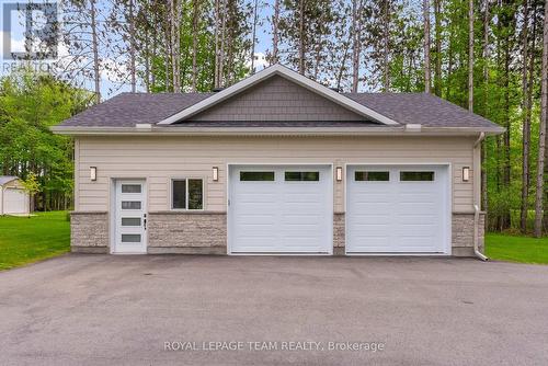 108 Royal Troon Lane, Ottawa, ON - Outdoor