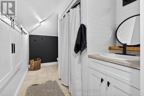82 Queen Street, Selwyn, ON - Indoor Photo Showing Bathroom