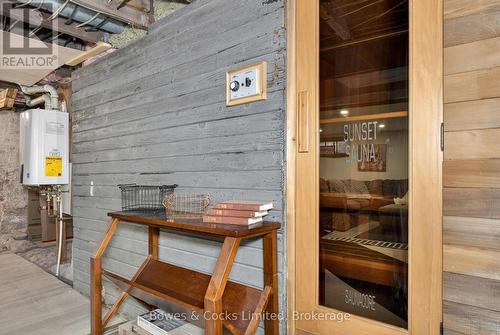 82 Queen Street, Selwyn, ON - Indoor Photo Showing Other Room