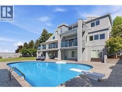 2090 Bennett Road Kelowna, BC V1V 2C2