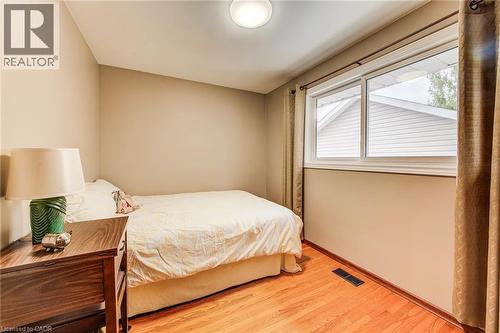 18 Queenston Crescent, Kitchener, ON - Indoor Photo Showing Bedroom