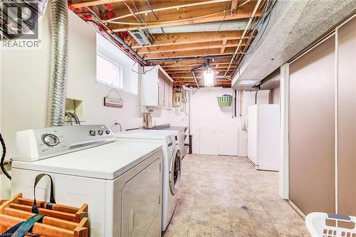 18 Queenston Crescent, Kitchener, ON - Indoor Photo Showing Laundry Room