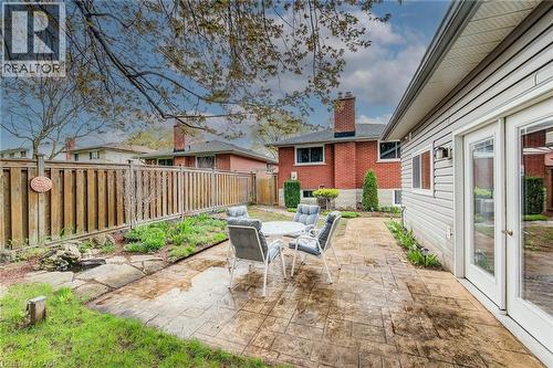 18 Queenston Crescent, Kitchener, ON - Outdoor