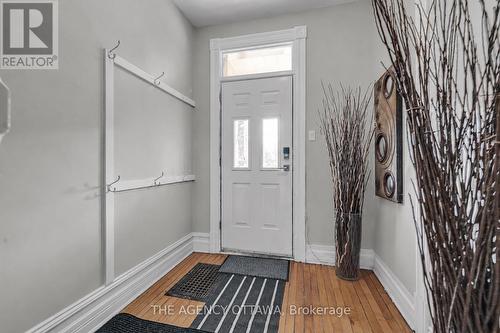 Foyer - Main Entrance - 57 Lees Avenue, Ottawa, ON - Indoor Photo Showing Other Room