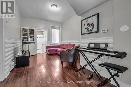 Living Space - Main Level Unit - 57 Lees Avenue, Ottawa, ON - Indoor