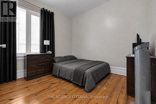 Bedroom #1 - Main Level Unit - 57 Lees Avenue, Ottawa, ON - Indoor Photo Showing Bedroom