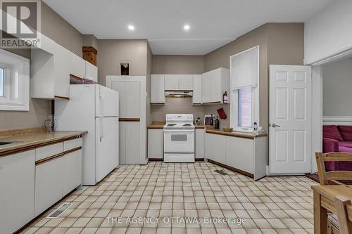 Kitchen #1 - Main Level Unit - 57 Lees Avenue, Ottawa, ON - Indoor Photo Showing Kitchen