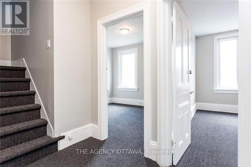 Hallway Unit #2 - 57 Lees Avenue, Ottawa, ON - Indoor Photo Showing Other Room