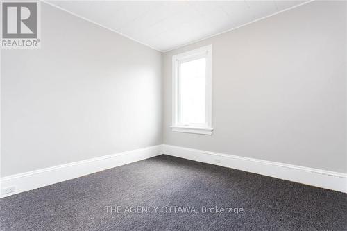 Bedroom #3 - 57 Lees Avenue, Ottawa, ON - Indoor Photo Showing Other Room