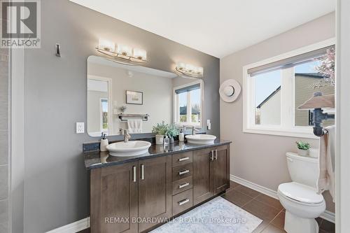 375 Cooks Mill Crescent, Ottawa, ON - Indoor Photo Showing Bathroom