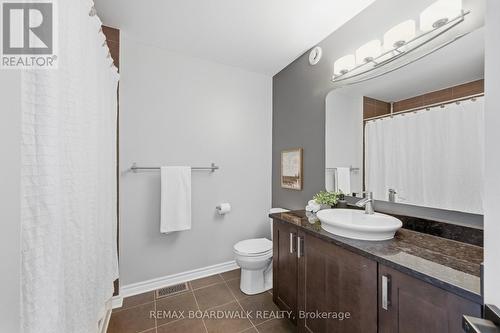 375 Cooks Mill Crescent, Ottawa, ON - Indoor Photo Showing Bathroom