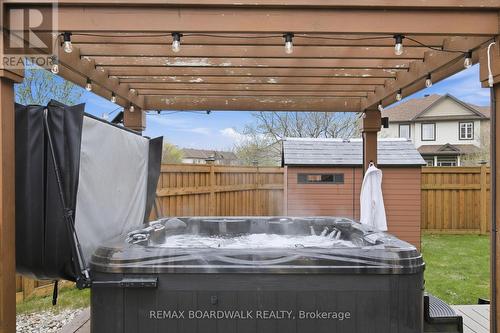375 Cooks Mill Crescent, Ottawa, ON - Outdoor With Exterior
