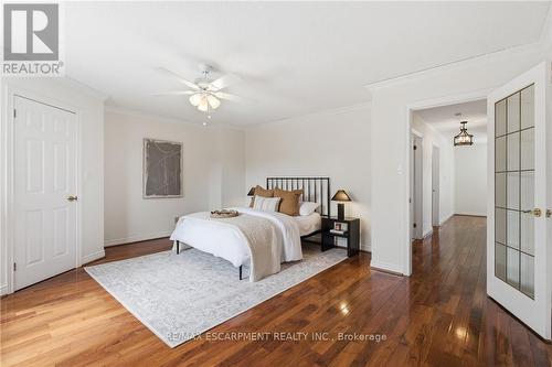 12 Sumner Crescent, Grimsby, ON - Indoor Photo Showing Bedroom