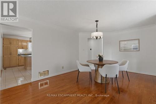 12 Sumner Crescent, Grimsby, ON - Indoor Photo Showing Dining Room