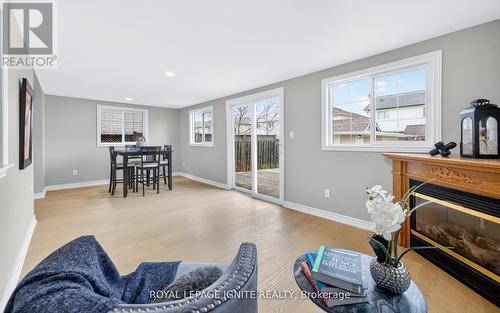 30 Bridlewreath Street, Kitchener, ON - Indoor Photo Showing Living Room With Fireplace