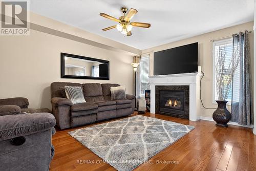 1210 MEATH DRIVE  Oshawa, ON L1K 0G5