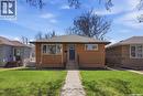 1032 9Th Street E, Saskatoon, SK  - Outdoor 