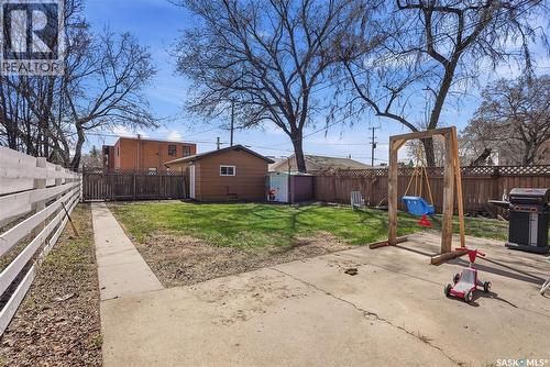 1032 9Th Street E, Saskatoon, SK - Outdoor