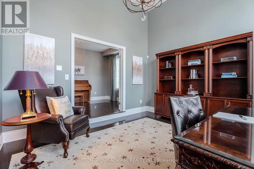 8 Chapel Gully Trail, King, ON - Indoor