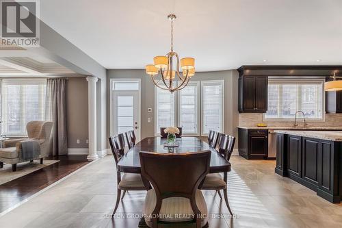 8 Chapel Gully Trail, King, ON - Indoor Photo Showing Dining Room