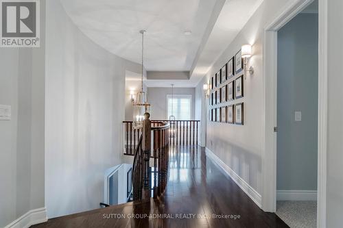 8 Chapel Gully Trail, King, ON - Indoor Photo Showing Other Room