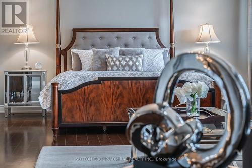 8 Chapel Gully Trail, King, ON - Indoor Photo Showing Bedroom