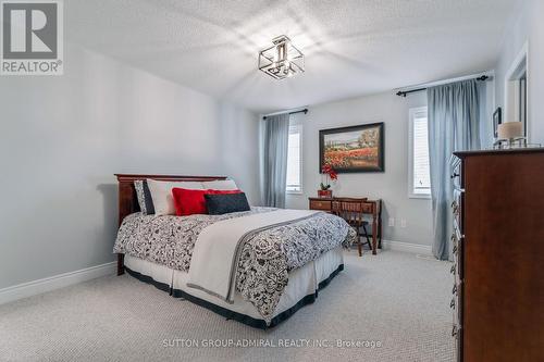 8 Chapel Gully Trail, King, ON - Indoor Photo Showing Bedroom