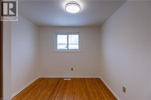 1 Eldrid Court Unit# Main, Grimsby, ON - Indoor Photo Showing Other Room