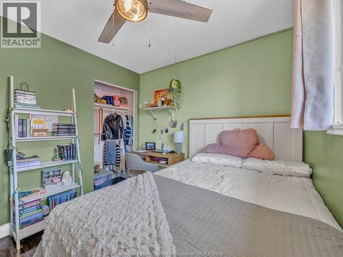 3474 Deerbrook, Windsor, ON - Indoor Photo Showing Bedroom
