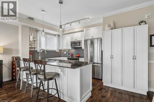 34 Plains Road E Unit# 408, Burlington, ON - Indoor Photo Showing Kitchen With Stainless Steel Kitchen With Upgraded Kitchen