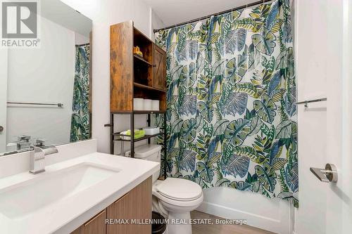 306 - 408 Dundas Street S, Cambridge, ON - Indoor Photo Showing Bathroom