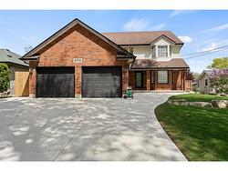 570 JARVIS Avenue  Windsor, ON N8P 1C9