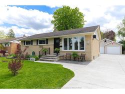 1649 ST. GABRIEL  Windsor, ON N9E 1P1