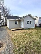 15 Earle Street Grand Falls - Windsor, NL A2B 1E9