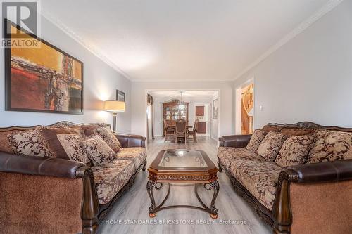 4538 Penhallow Road, Mississauga, ON - Indoor Photo Showing Living Room