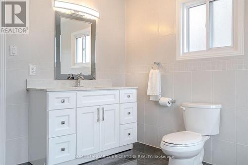 4538 Penhallow Road, Mississauga, ON - Indoor Photo Showing Bathroom