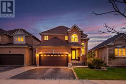 217 ELLIS CRESCENT Milton, ON L9T 6B5