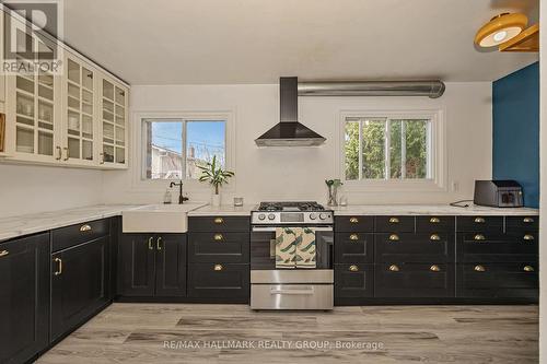 2661 Conn Street, Ottawa, ON - Indoor Photo Showing Kitchen
